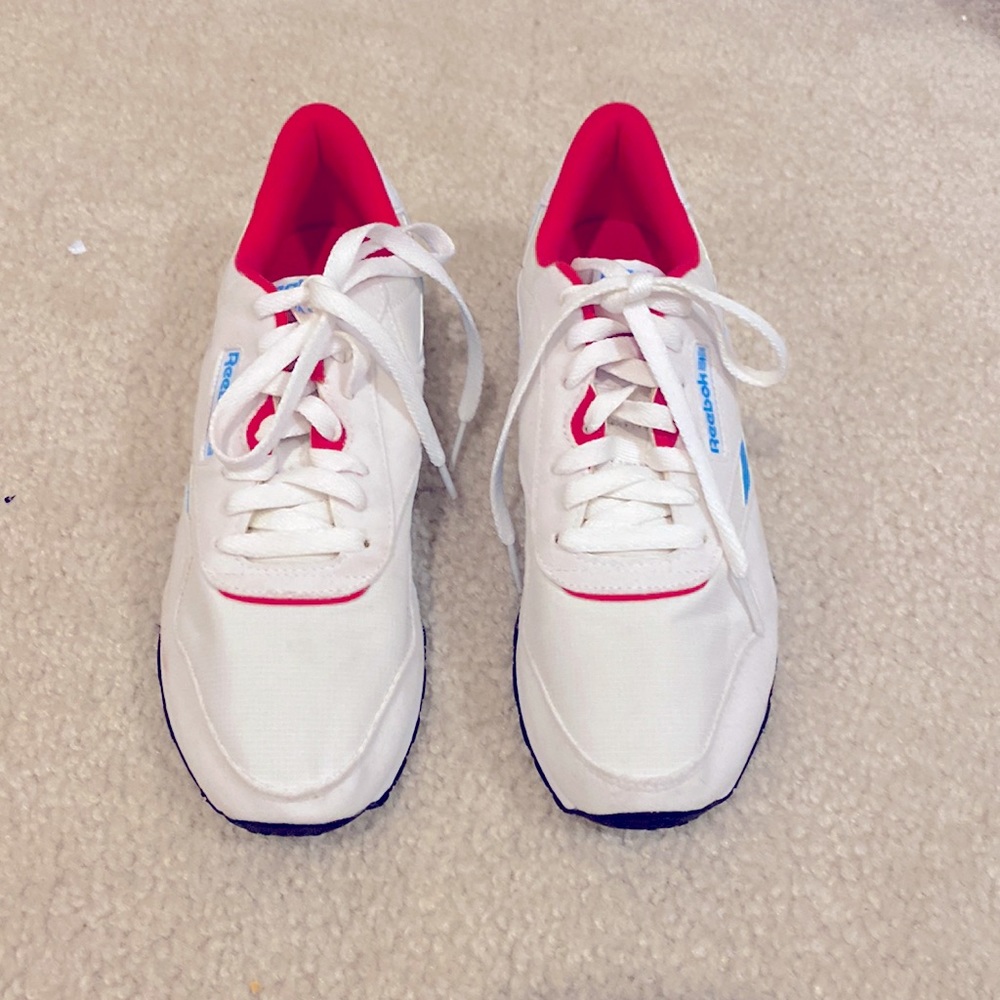 Brand new white Reebok size 8.5